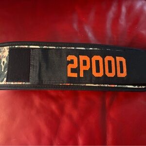 2POOD Black and Orange Weightlifting Belt